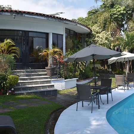 Finca Chipitlan Hotel เควนาวากา ภายนอก รูปภาพ