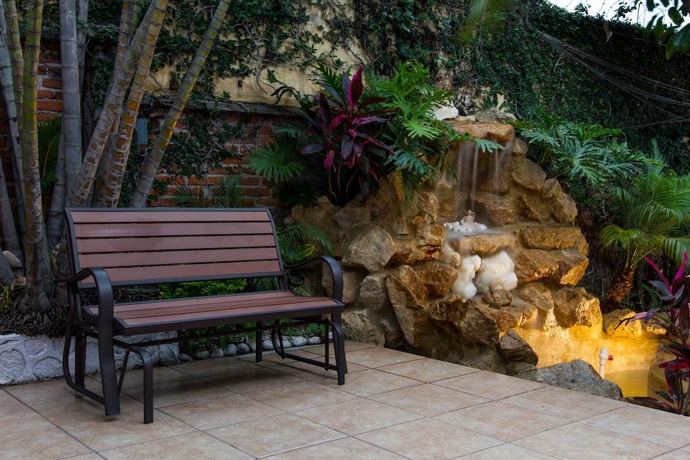 Finca Chipitlan Hotel เควนาวากา ภายนอก รูปภาพ