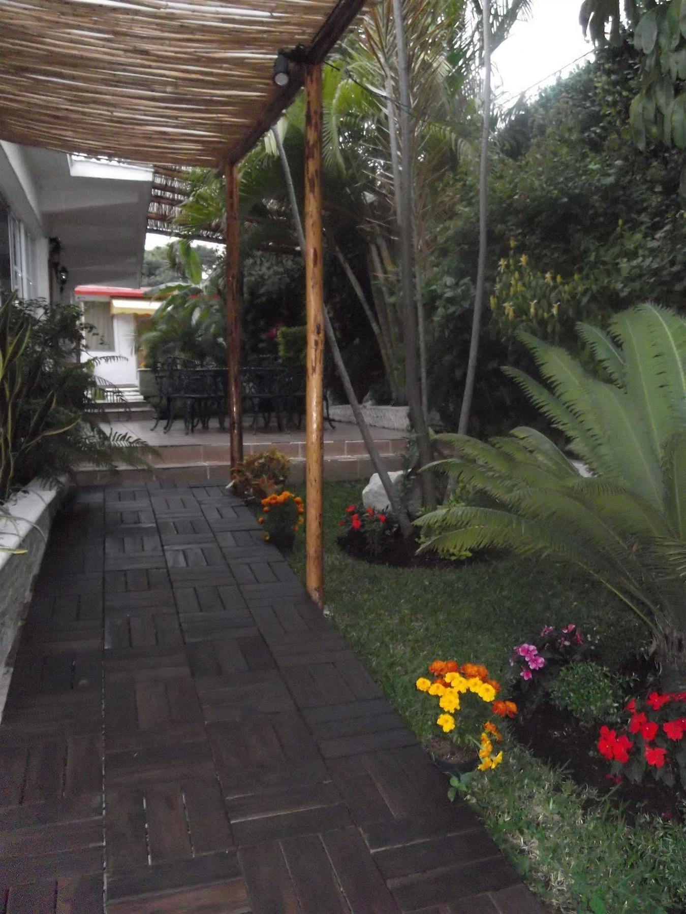 Finca Chipitlan Hotel เควนาวากา ภายนอก รูปภาพ